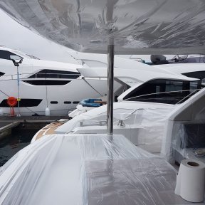 Yacht metal polishing mirror finish